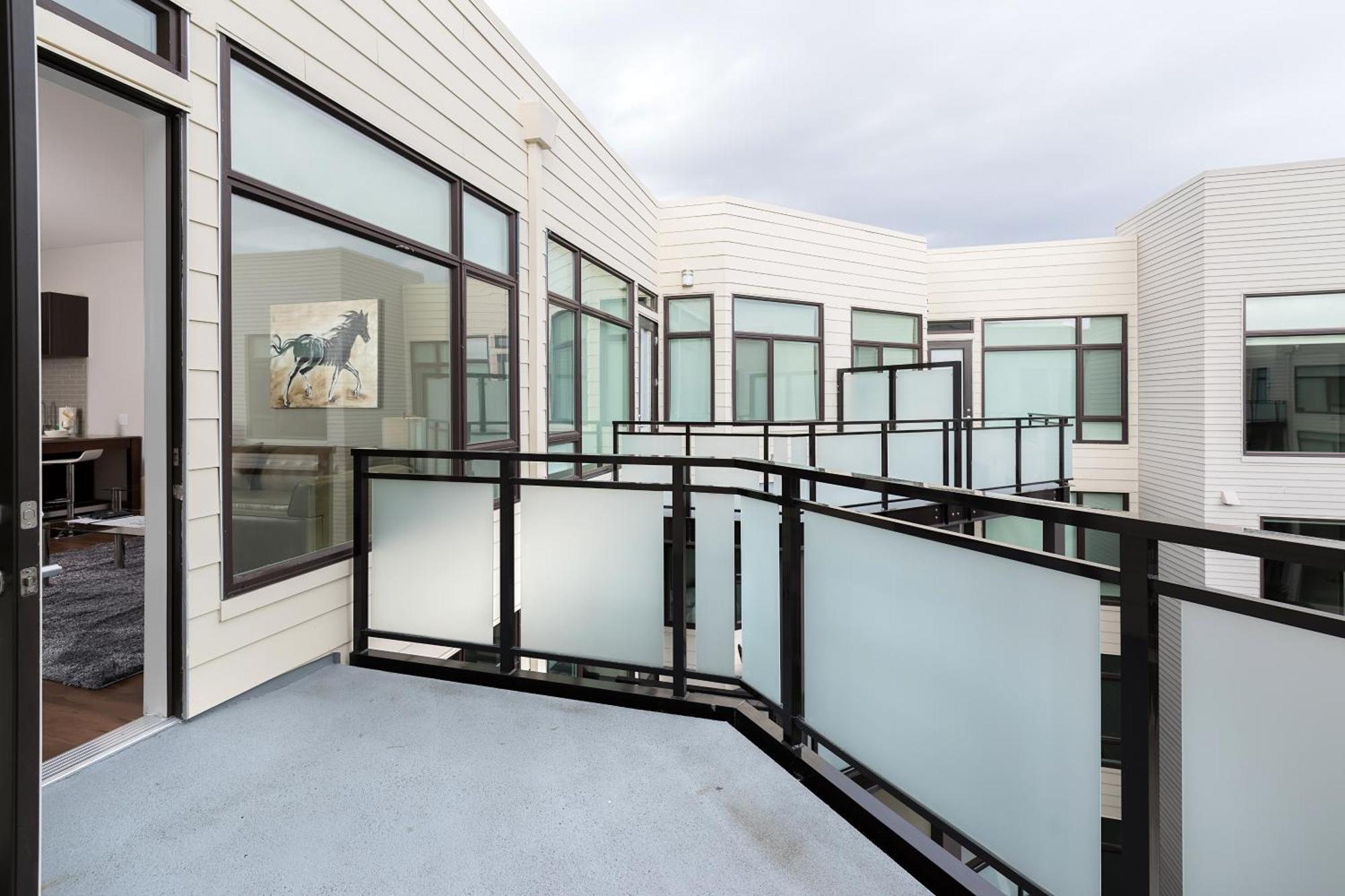 Global Luxury Suites At Downtown Mountain View Værelse billede