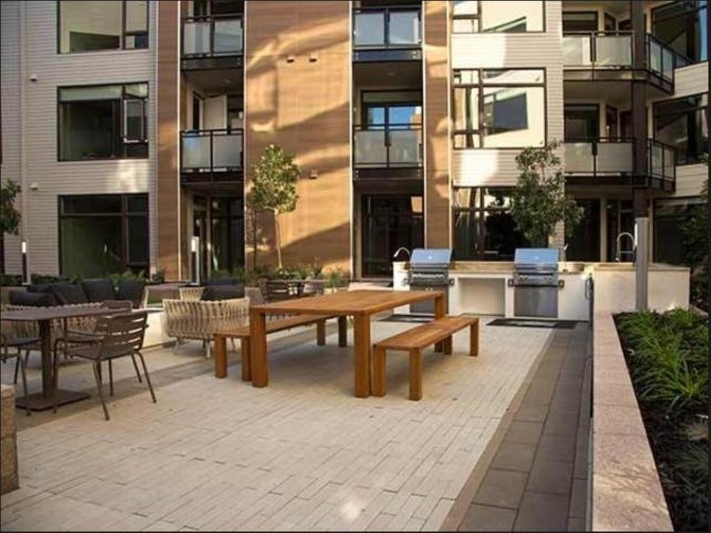Global Luxury Suites At Downtown Mountain View Eksteriør billede