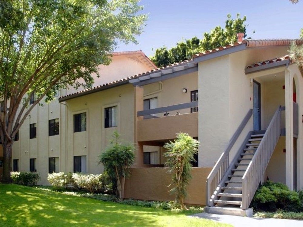 Global Luxury Suites At Downtown Mountain View Eksteriør billede