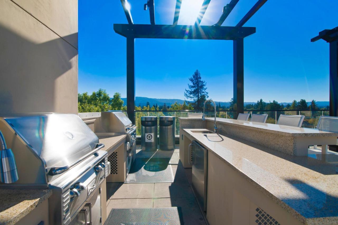 Global Luxury Suites At Downtown Mountain View Eksteriør billede