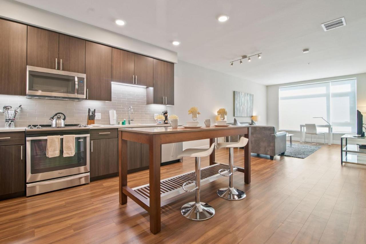 Global Luxury Suites At Downtown Mountain View Eksteriør billede